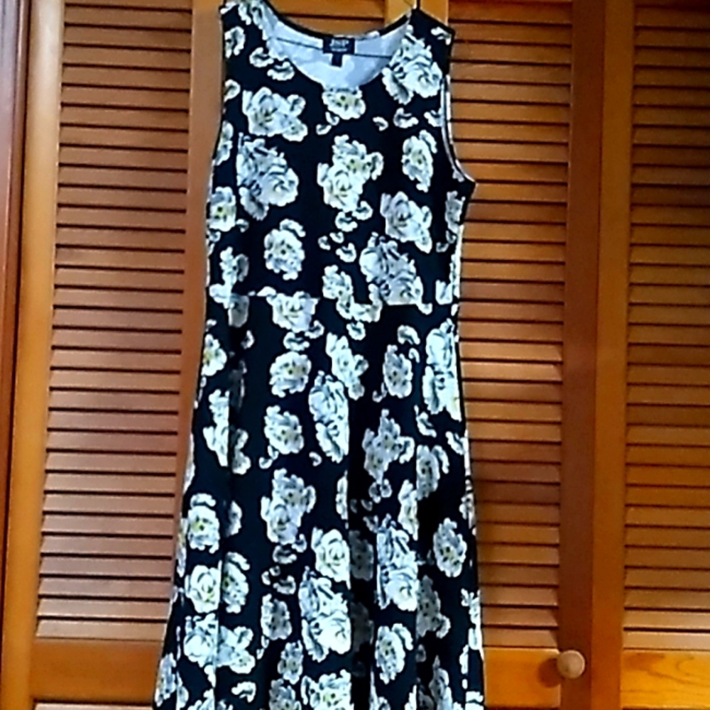 Flowered dress